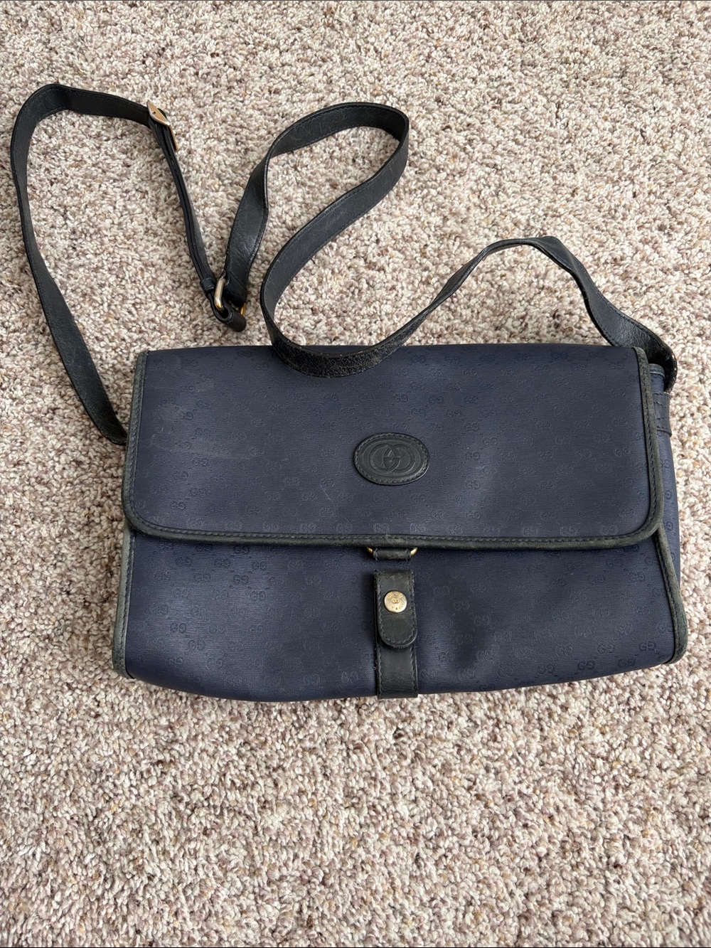 Gucci GG Shoulder Bag Purse